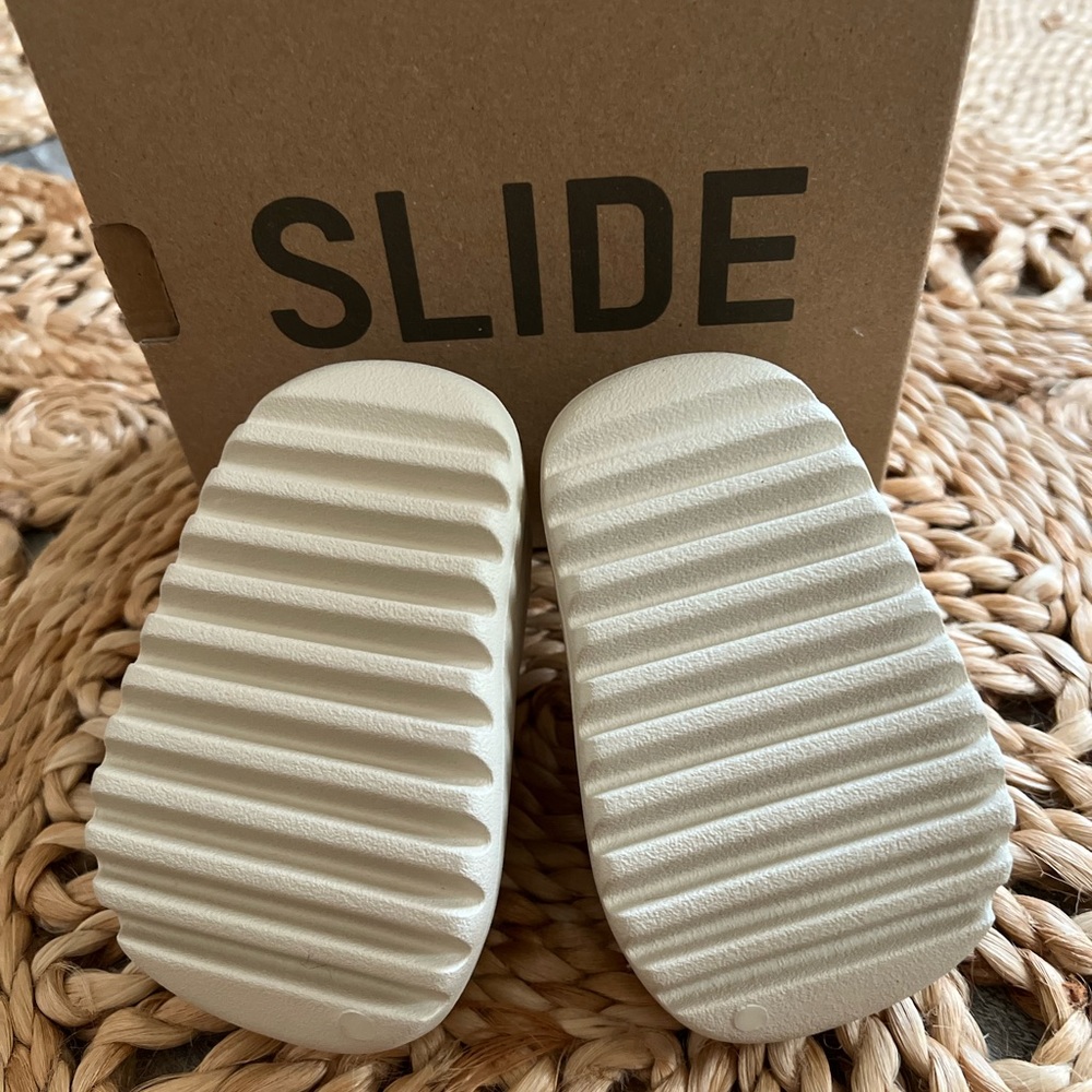 Yeezy Slide Infant 4K